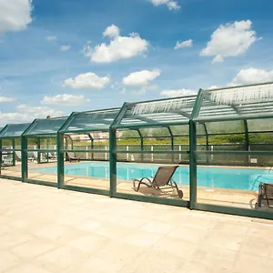 Vacanceole - Le Duguesclin Hotel