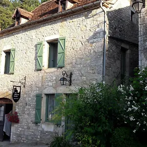 https://charme-et-jardin-coeur-st-cirq.midi-pyreneeshotels.com